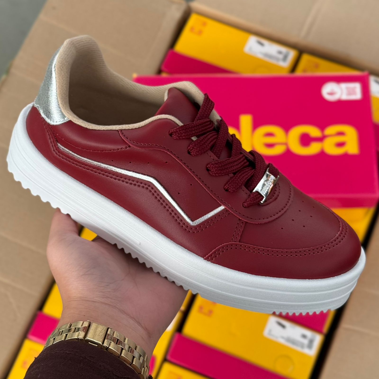 Tênis Moleca Casual Risco Metálico 5782.316