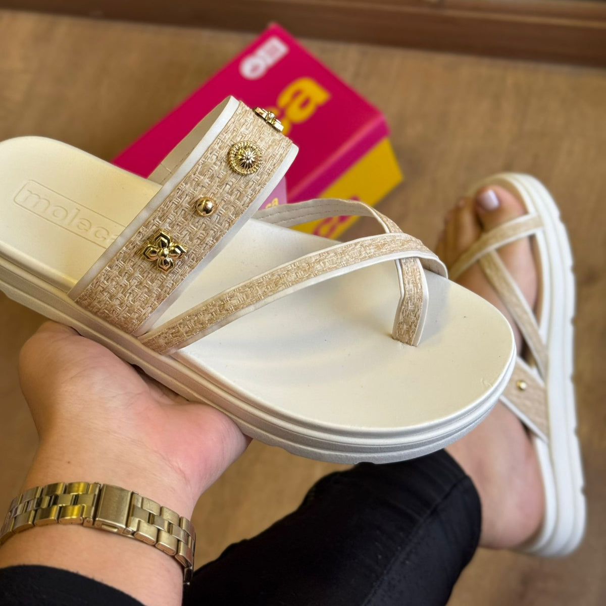 Sandália Moleca Detalhes em Prata 5490.125