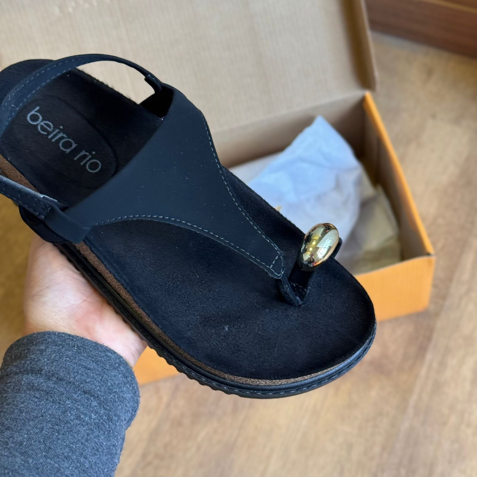 Sandália Beira Rio Plataforma Detalhe Dourado 8524.109