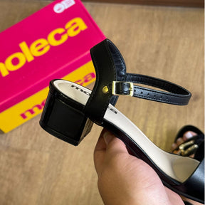 Sandália Moleca Ouro e Diamante 5259.880