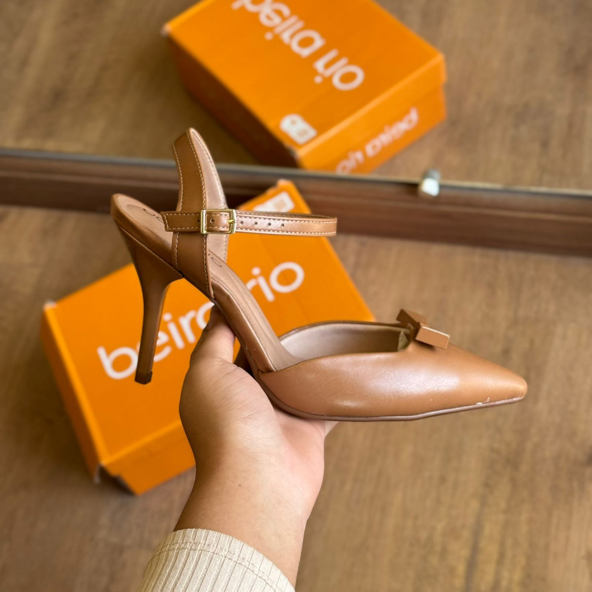 Salto Beira Rio Laço de Luxo 4122.1495