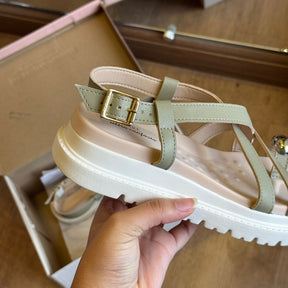 Sandália Modare Detalhe Dourado no Dedo 7200.107