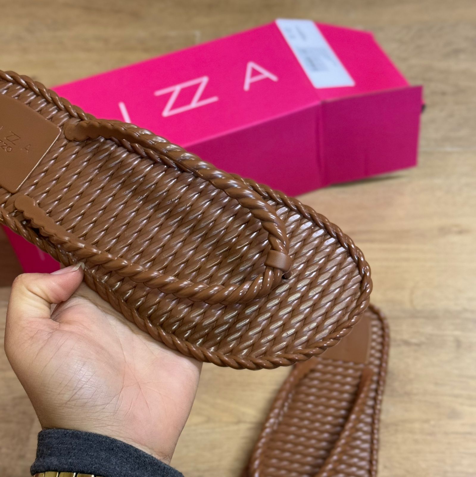 Sandália Arezzo Rasteira Marrocos Z191700001