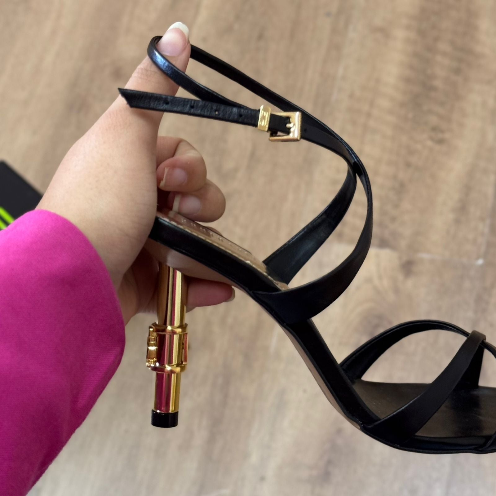 Salto Santa Lolla Fino Dourado 0936.547D.033B