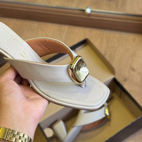 Sandália Vizzano Quadrado Dourado 6530.104