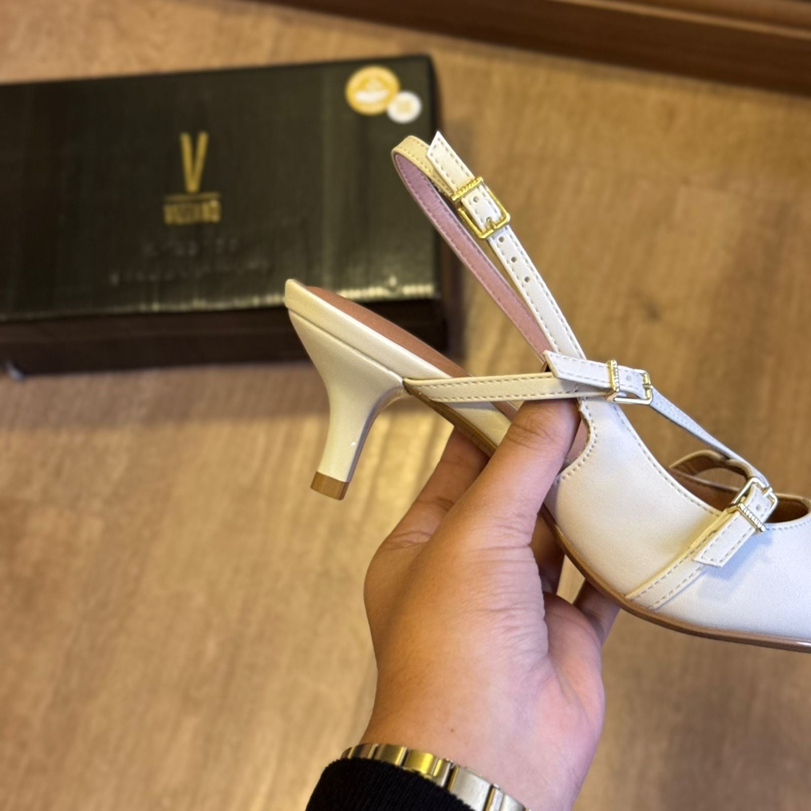 Scarpin Vizzano Tiras Finas 1122.885