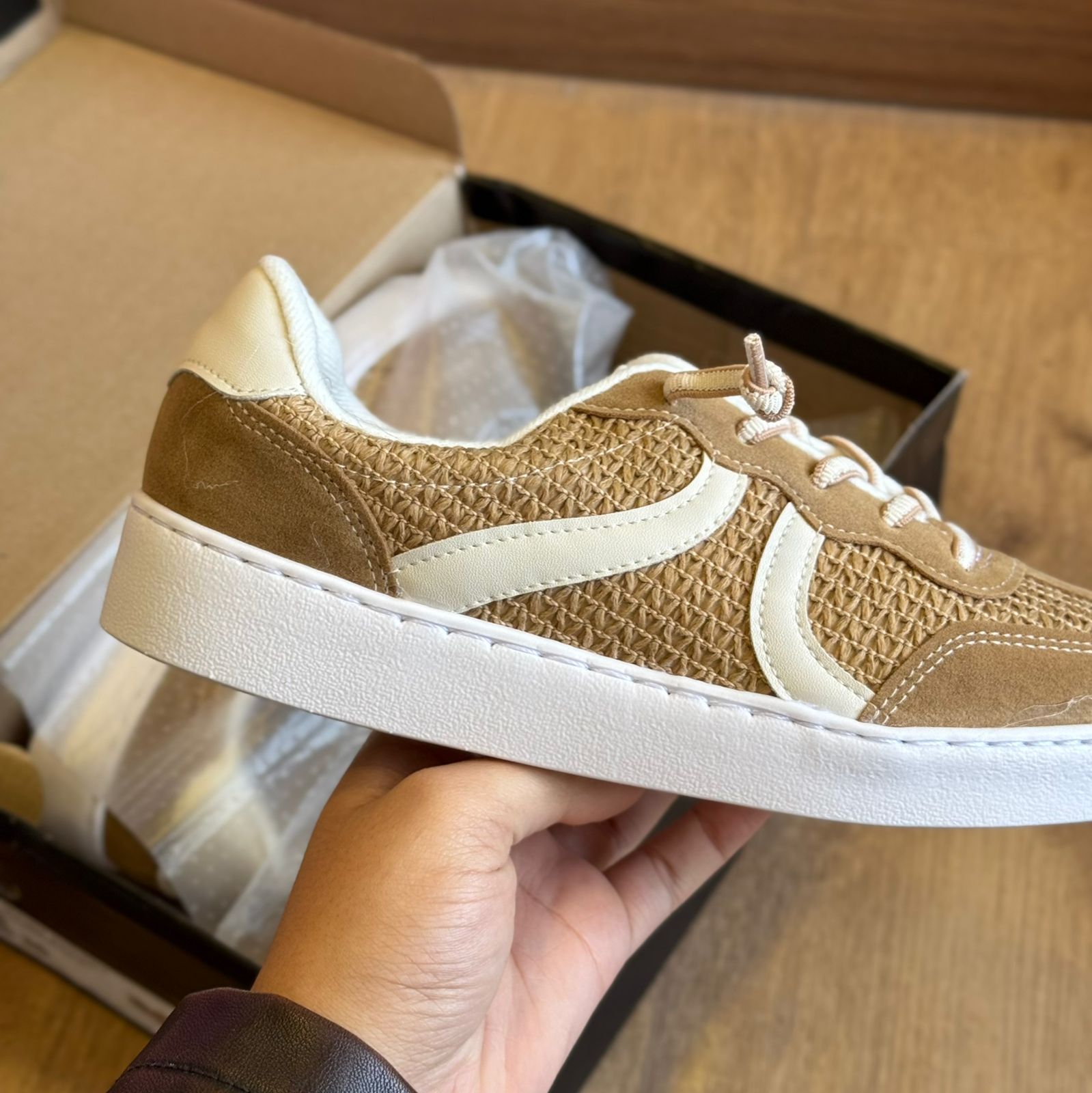 Tênis Vizzano Tramado e Pelica 1214.1070