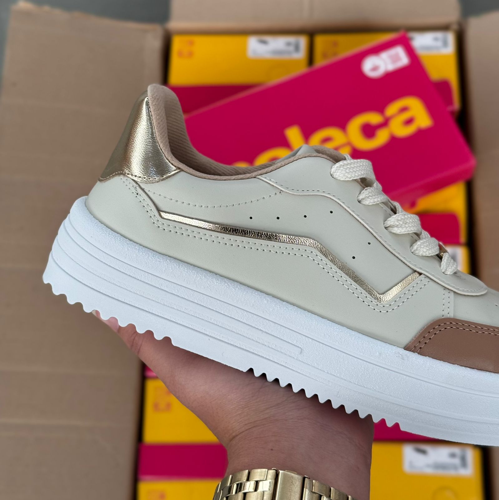 Tênis Moleca Casual Risco Metálico 5782.316