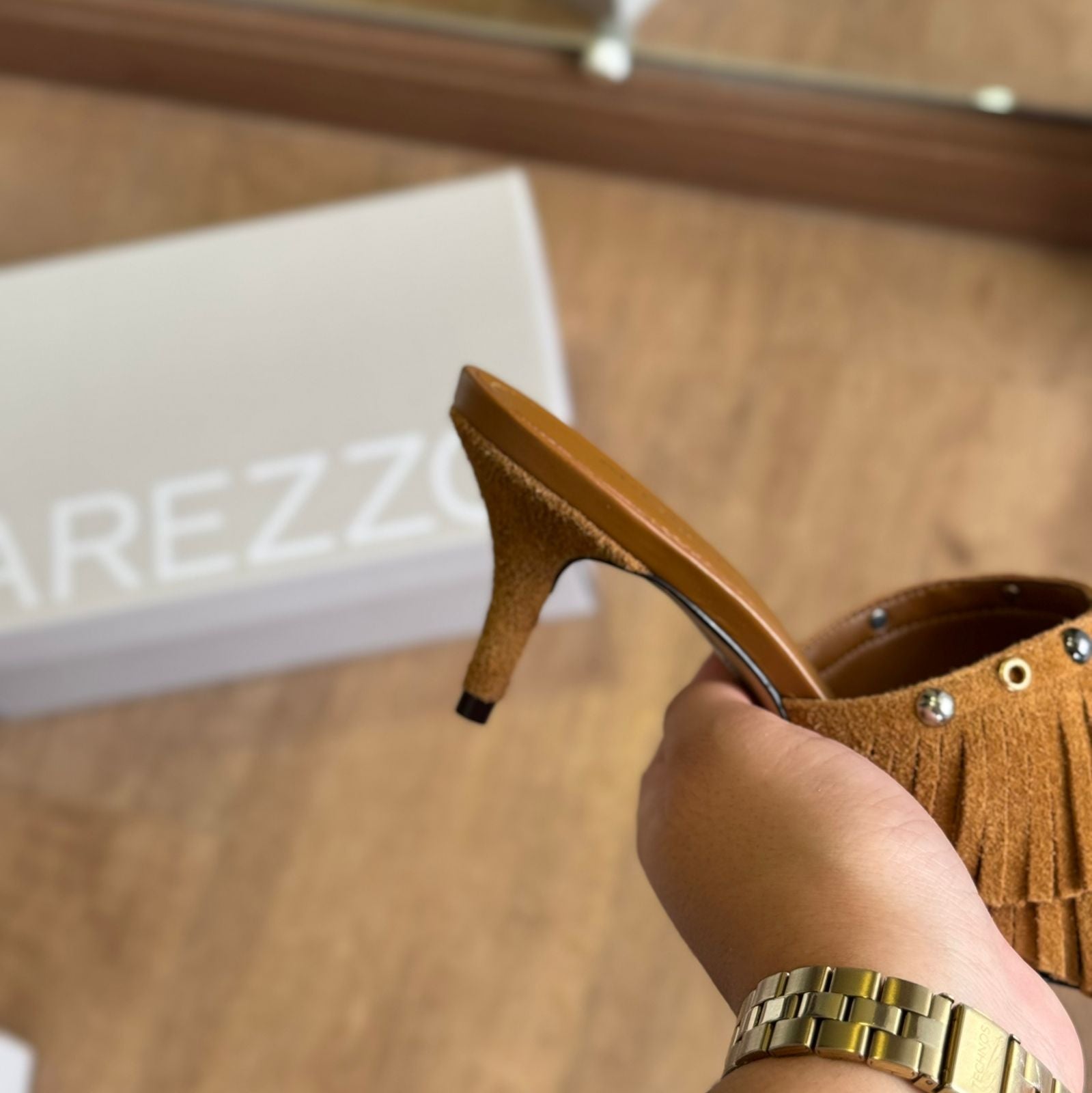 Sandália Arezzo Salto Fino Franjas A137870003