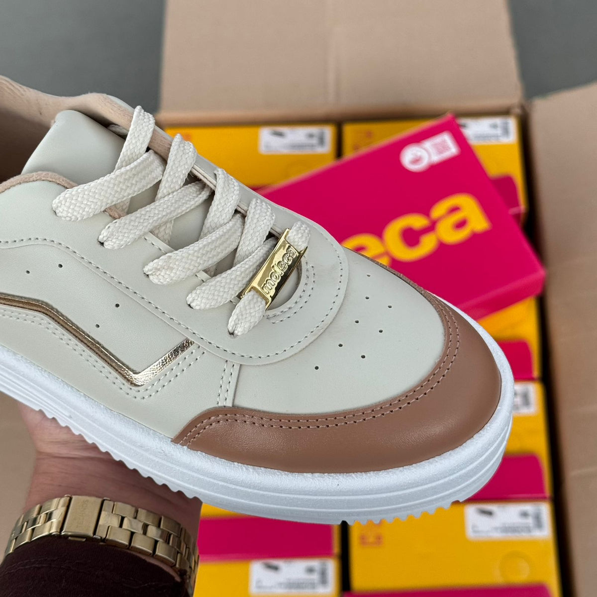 Tênis Moleca Casual Risco Metálico 5782.316