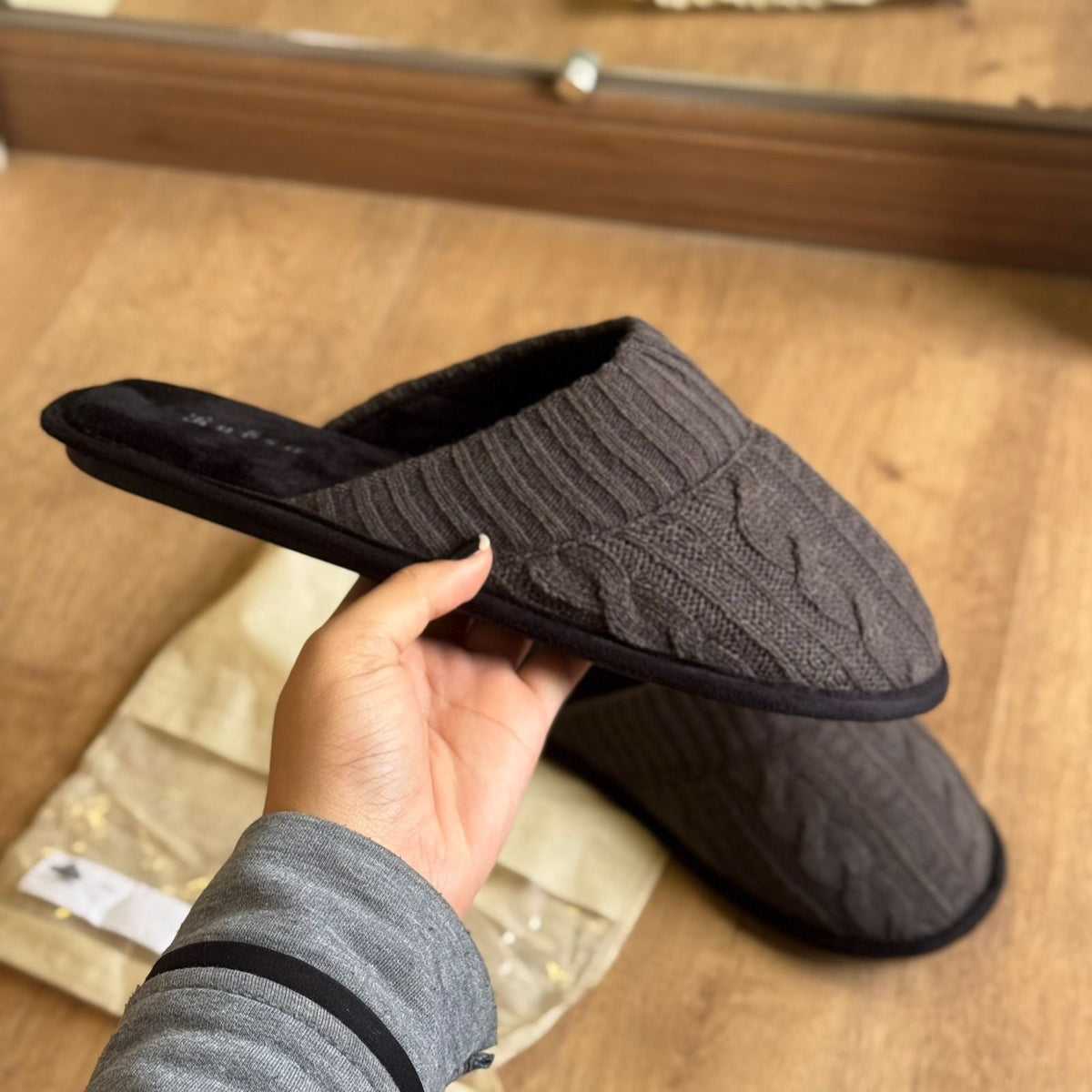 Pantufa Rubra Tecido