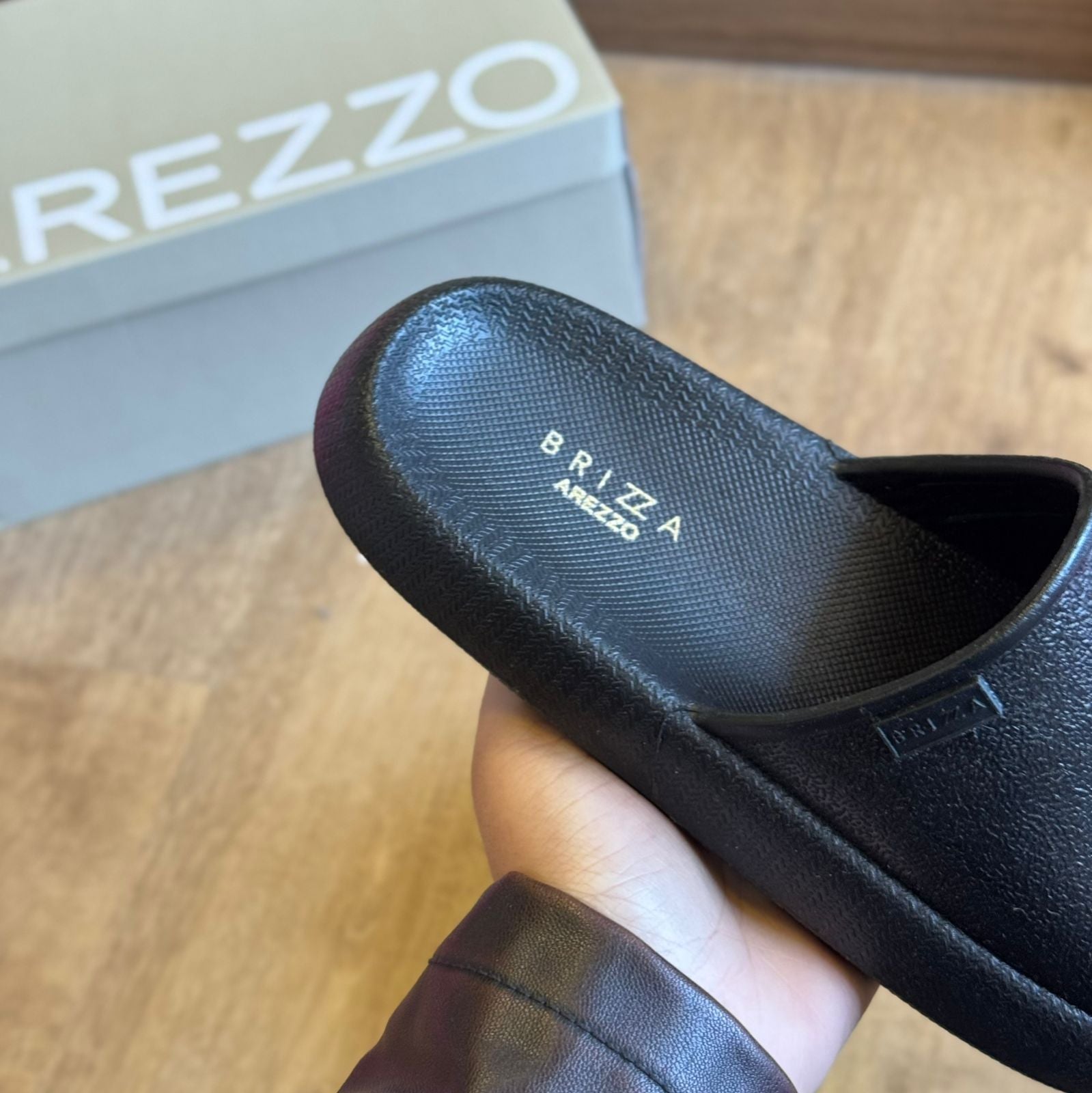 Chinelo Arezzo Slide Texturizado Z190460001