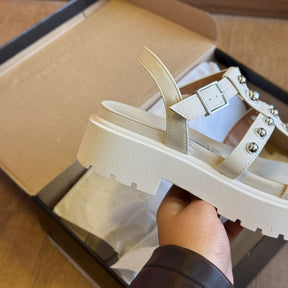 Sandália Vizzano Tratorado Pontinhos nas Tiras 6499.110.7286