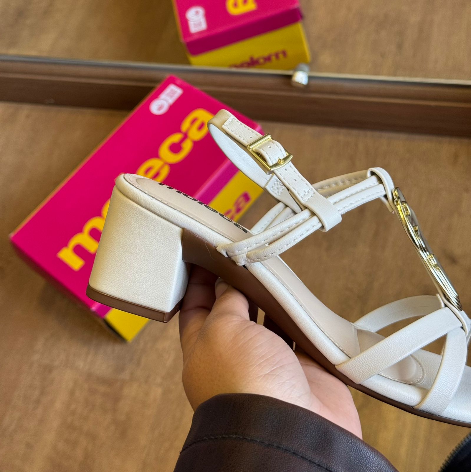 Salto Moleca Camadas de Espelho 5496.118