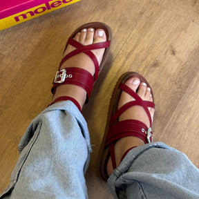 Sandália Moleca com Ajuste Tratorada 5500.113