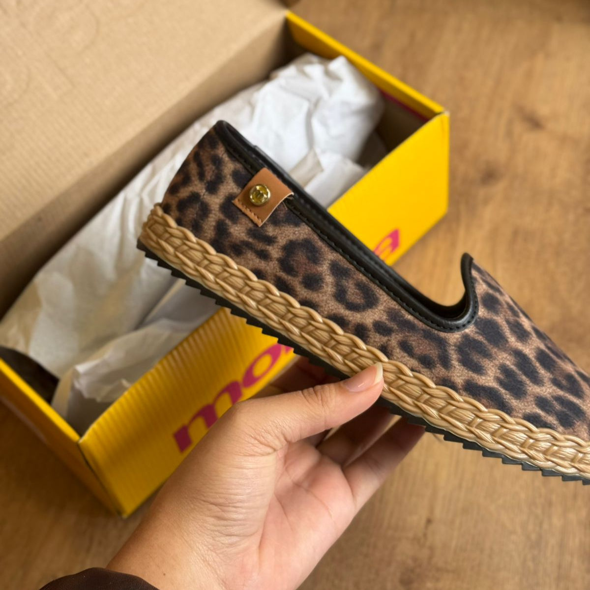 Sapatilha Moleca Camurça 5696.304