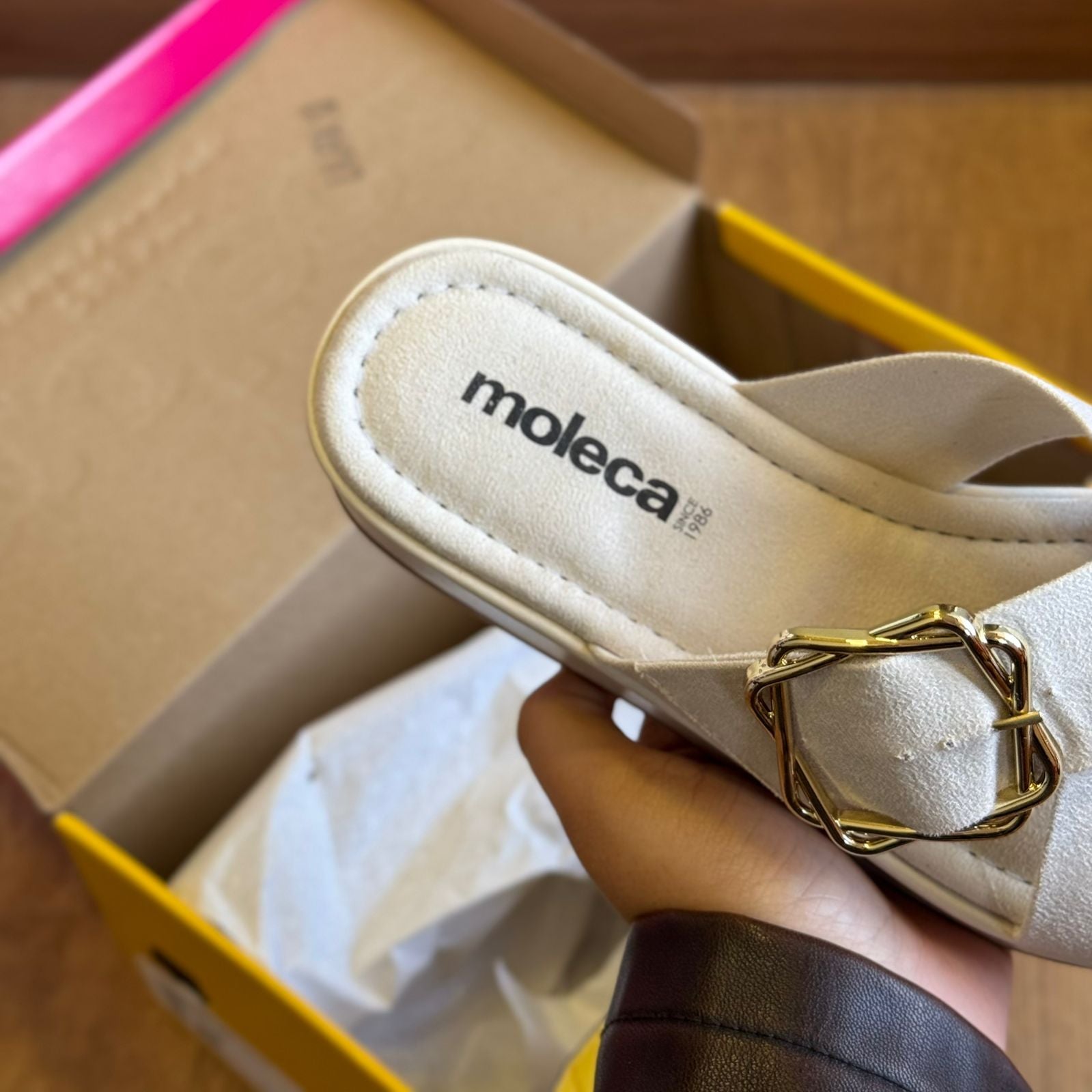 Sandália Moleca Detalhe Fino na Tira 5553.101 - Veludo