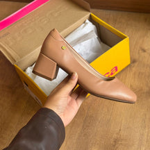 Sapato Moleca Salto Bloco 5822.100