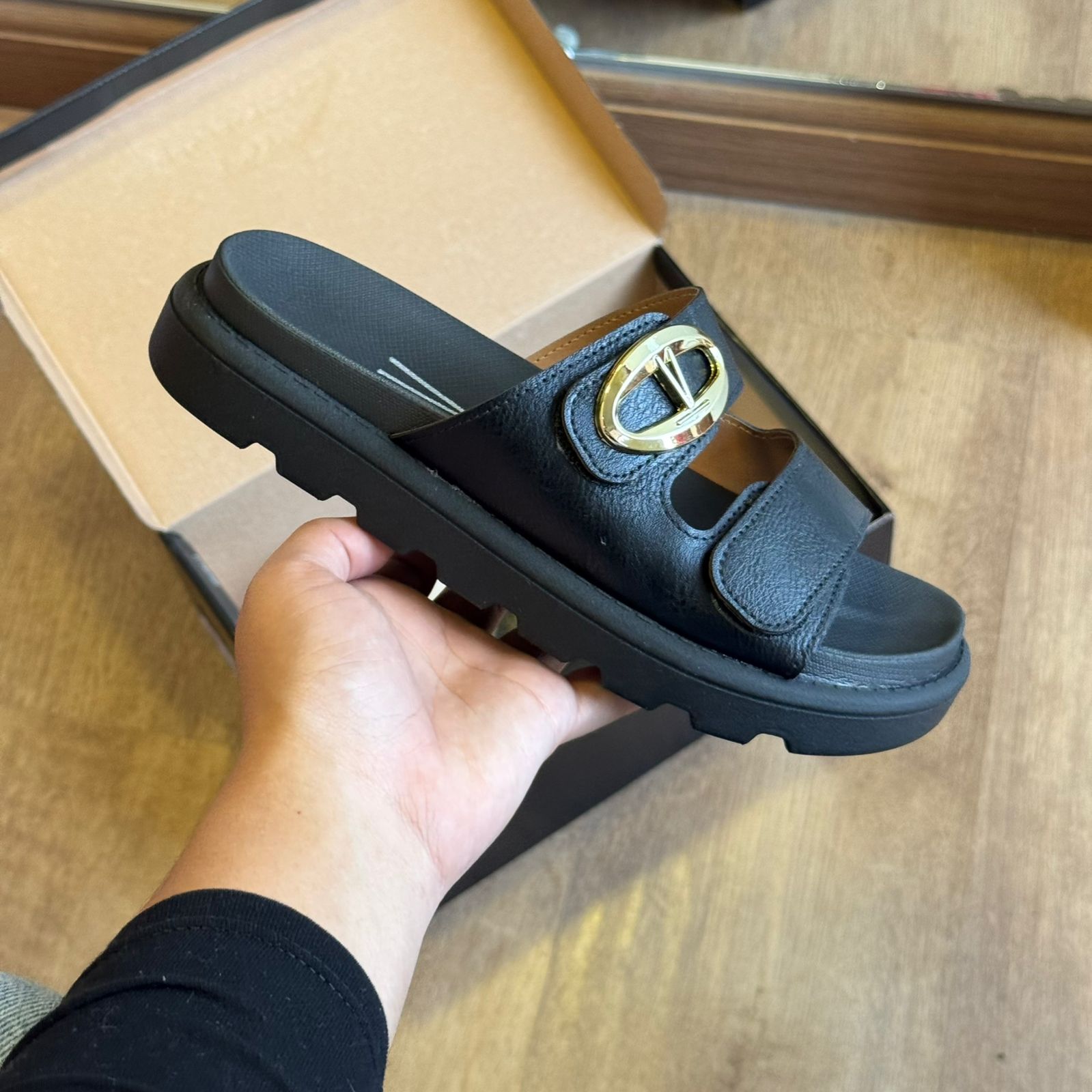 Sandália Vizzano Olhos de Ouro 6510.115