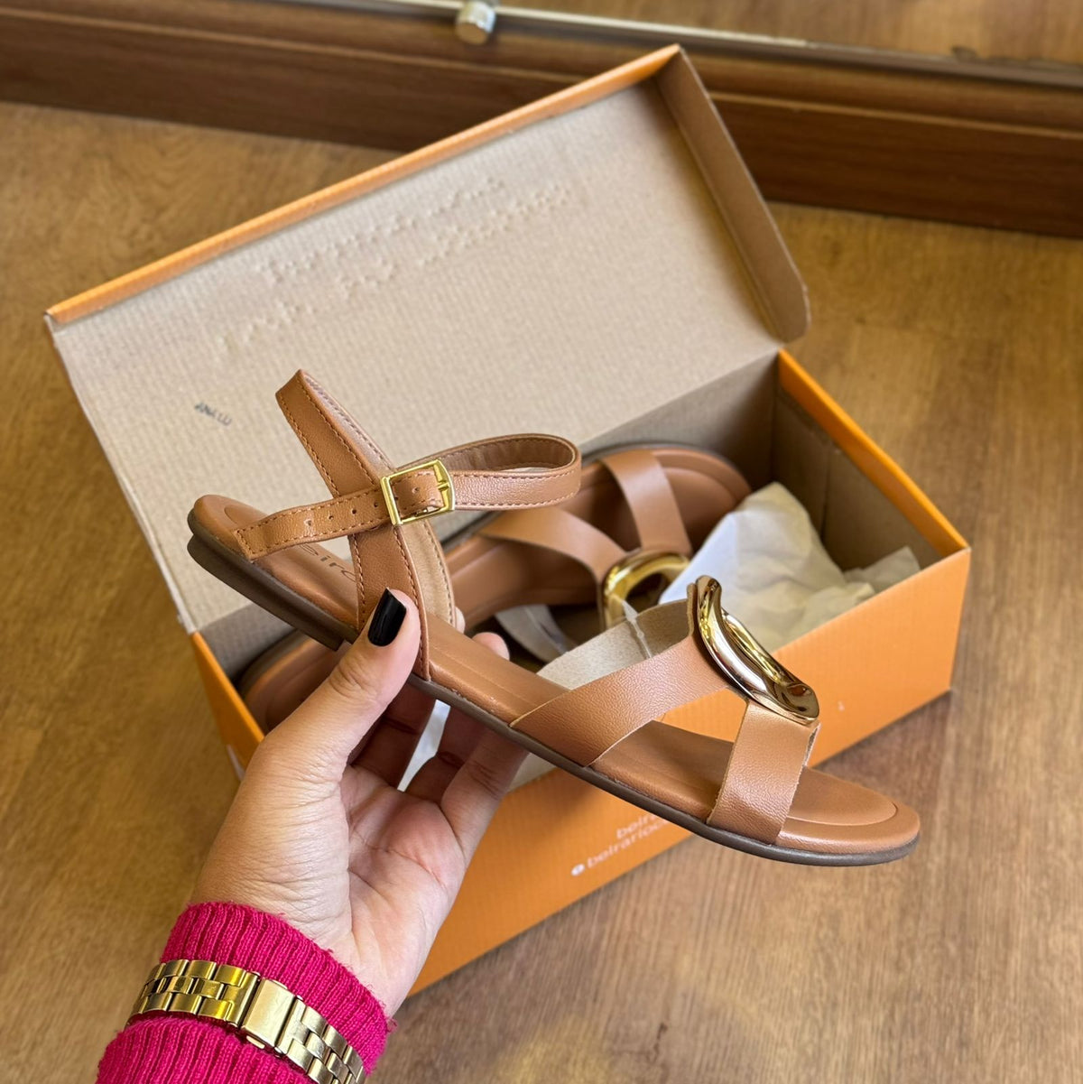 Sandália Rasteira Beira Rio Circulo Dourado nas Tiras 8367.872