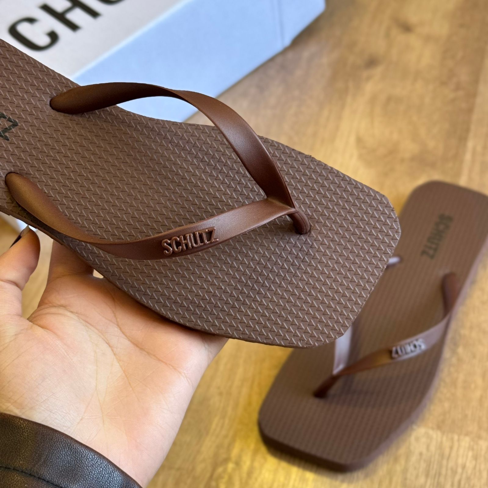 Sandália de Dedo Schutz S222950001