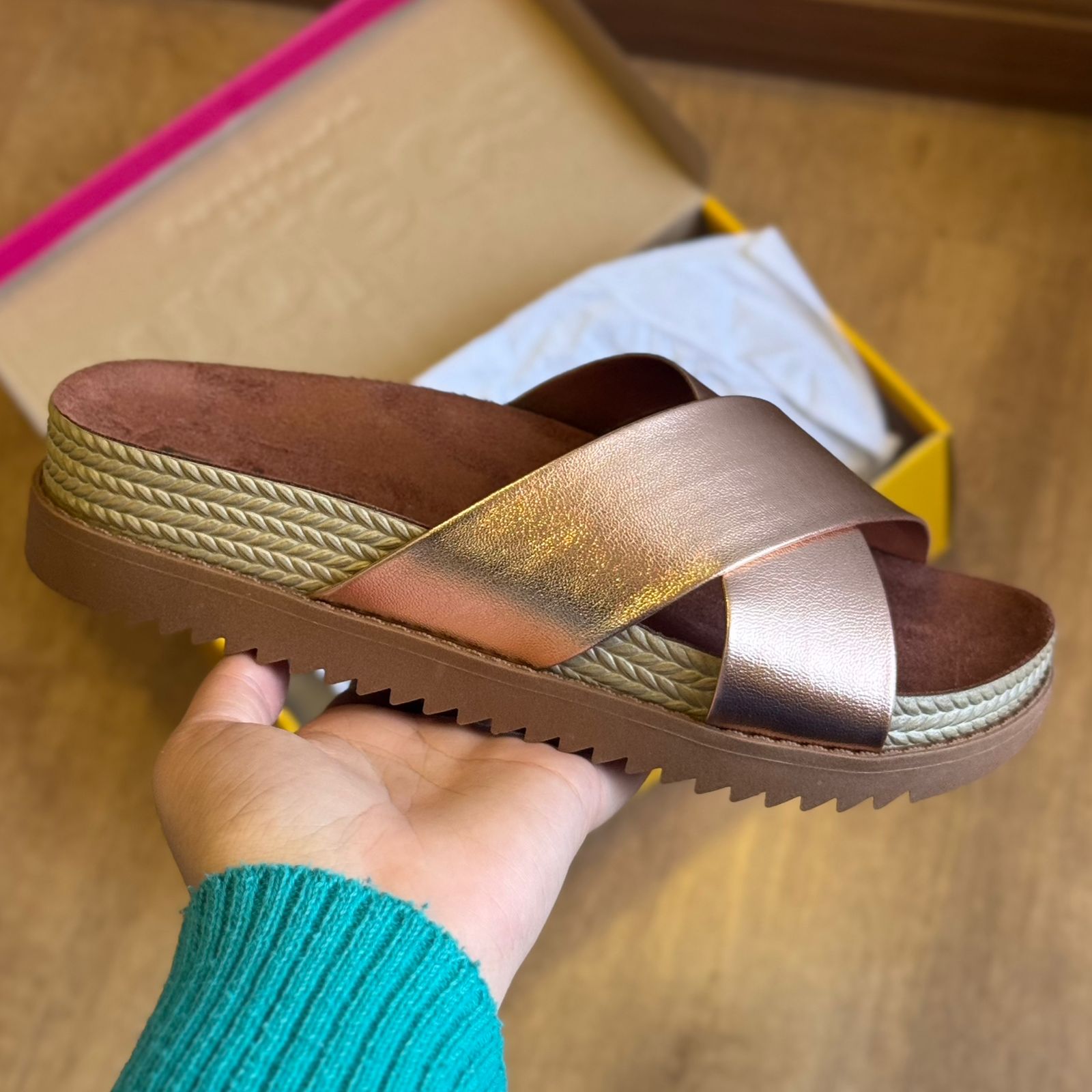 Sandália Moleca Papete em X 5500.215