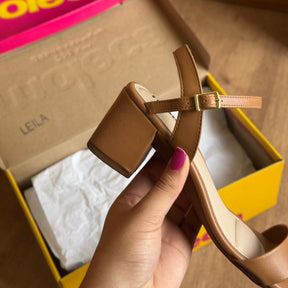 Sandália Moleca Salto Bloco Ajuste Prático 5496.101