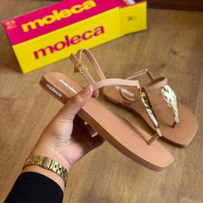 Sandália Rasteira Moleca Detalhe Dourado na Tira 5552.201