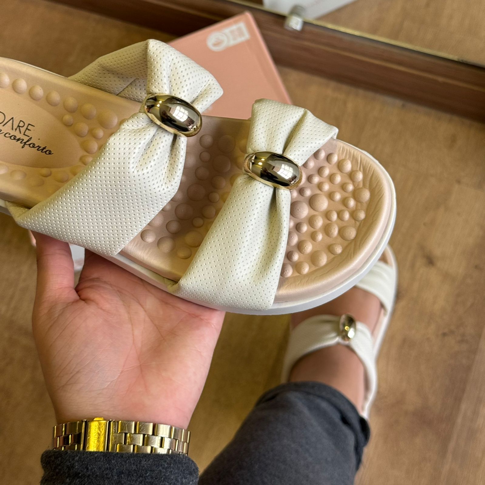 Sandália Modare Espelho Dourado 7178.122