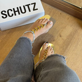 Sandália Schutz Rasteira Triangulos Dourados S224460001