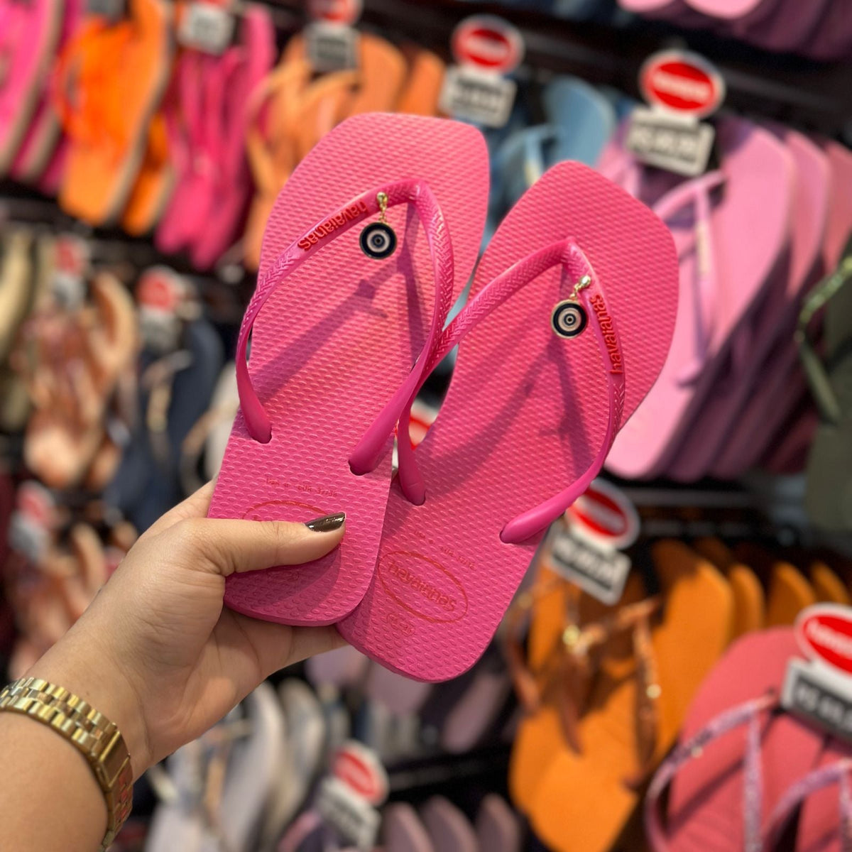 Havaianas Slim Square Logo Pop Up + Pin Olho Grego Pendurado