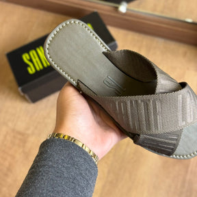 Rasteira Santa Lolla Bico Quadrado Tiras Cruzadas Gorgurão 0472.381B.01B2