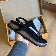 Sandália Beira Rio Plataforma Detalhe Dourado 8524.109