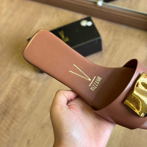 Sandália Vizzano Rasteira Detalhe Dourado 6553.100