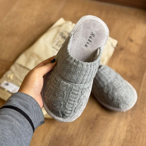 Pantufa Rubra Tecido