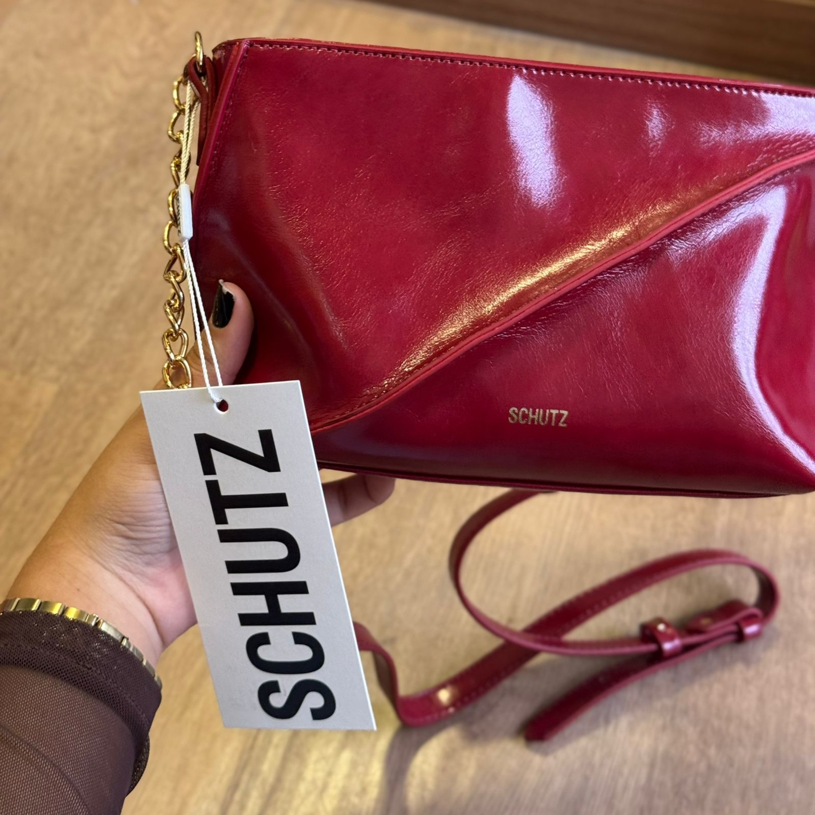 Bolsa Schutz Tiracolo Alycia Verniz S50015083