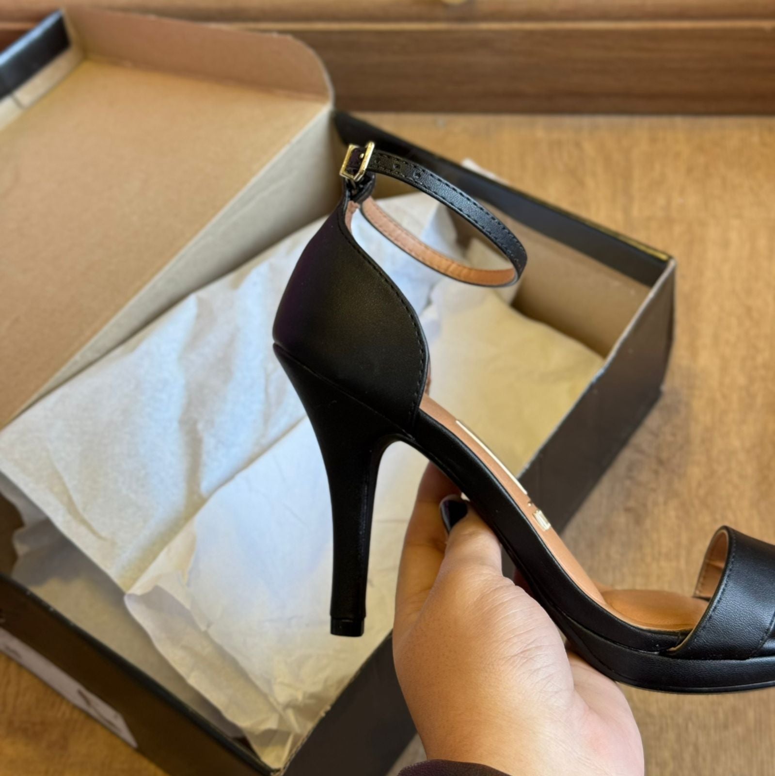 Salto Vizzano Fino com Ajuste 6210.655.7286