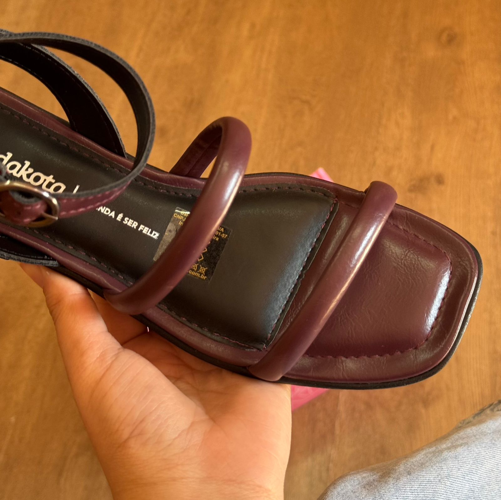 Sandália Dakota de Salto Baixo Y8871