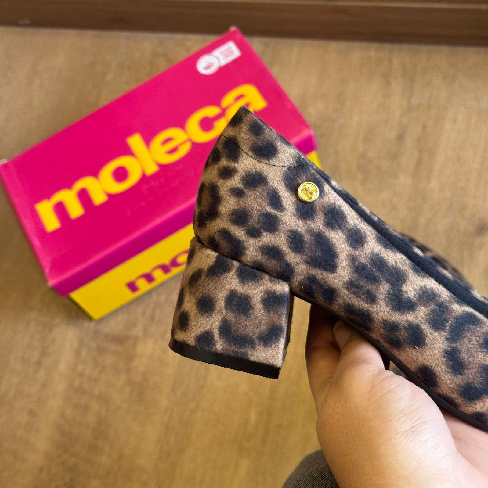 Sapato Moleca Salto Bloco 5822.100