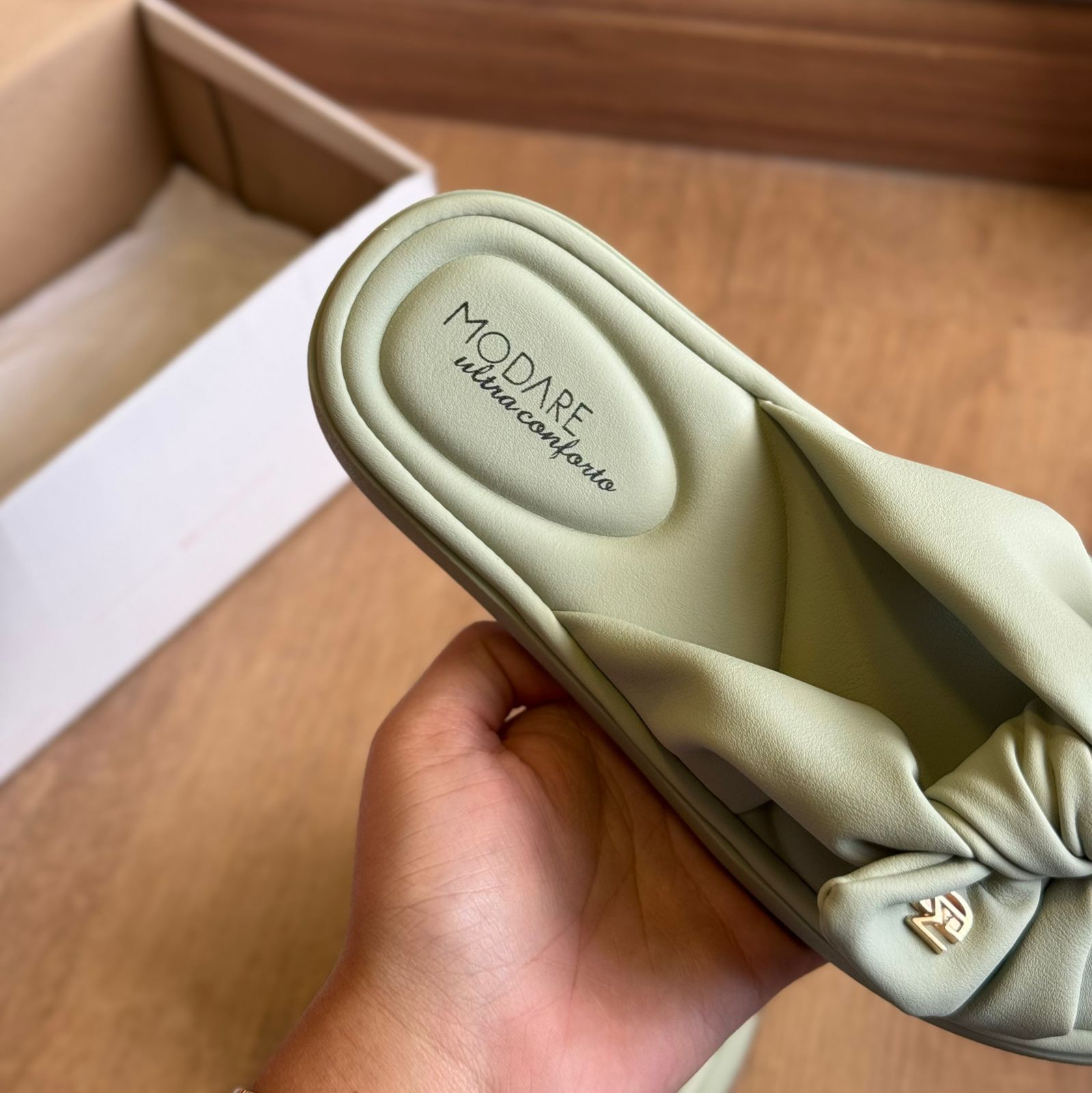 Sandália Modare Detalhe de Laço 7208.101