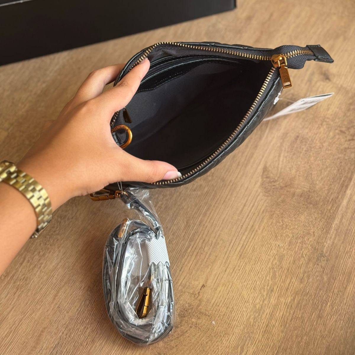 Bolsa Santa Lolla Clutch Transversal 0450.4C39.0010