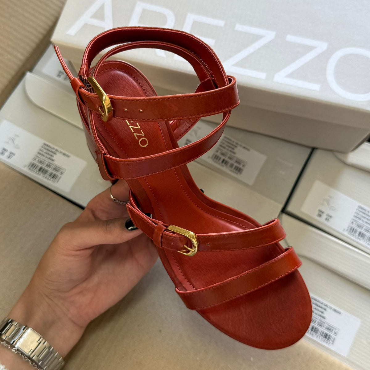 Sandália Arezzo Salto Bloco A124630079