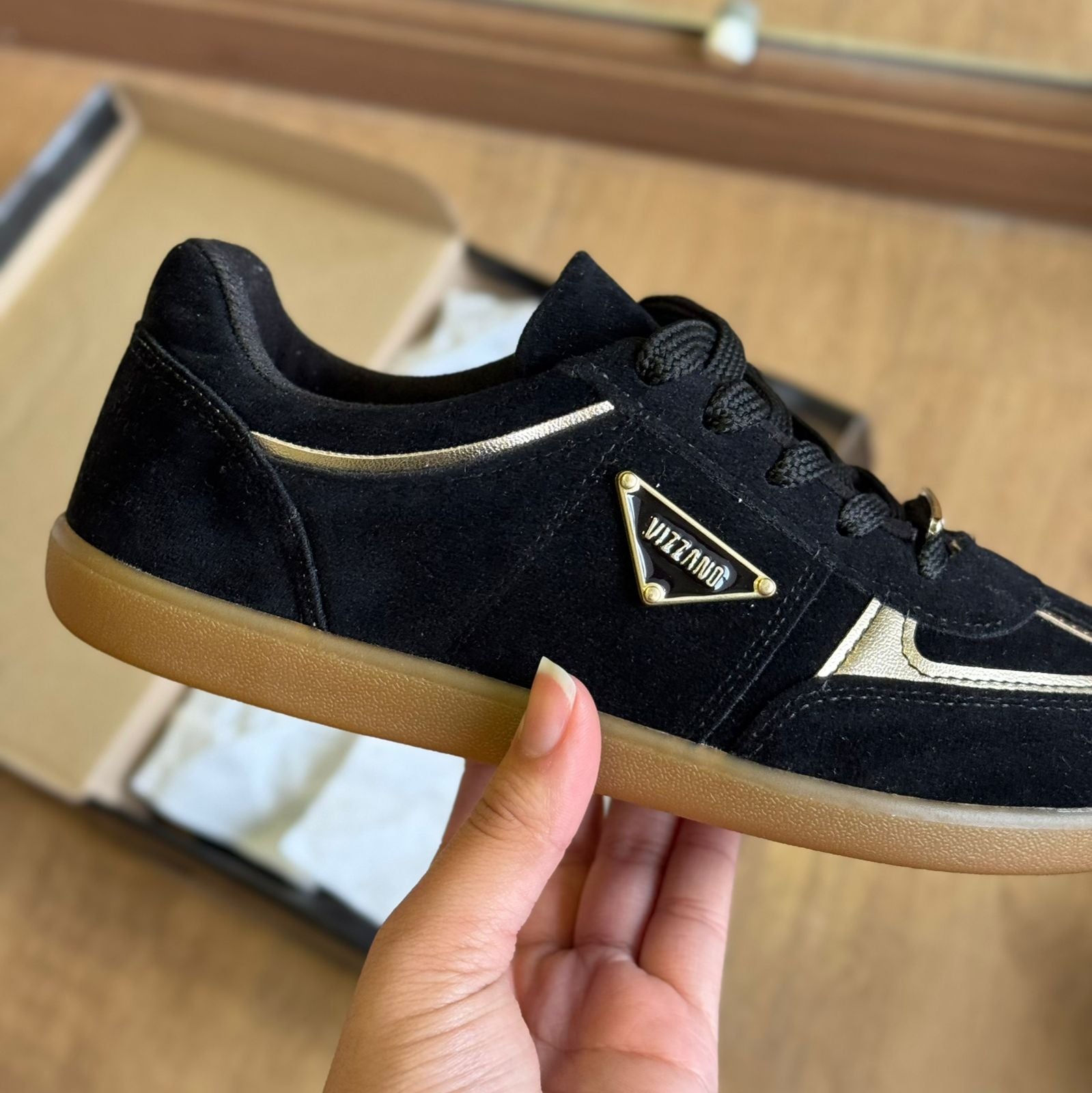 Tênis Vizzano Detalhe da Marca 1430.113