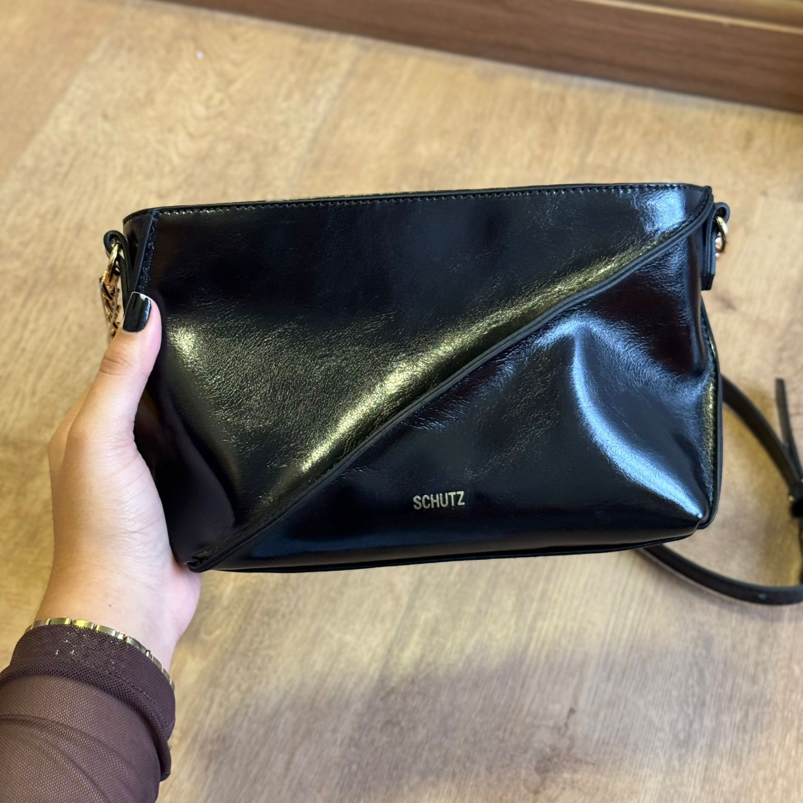 Bolsa Schutz Tiracolo Alycia Verniz S50015083