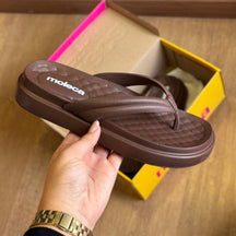 Chinelo de Dedo Moleca 5554.100