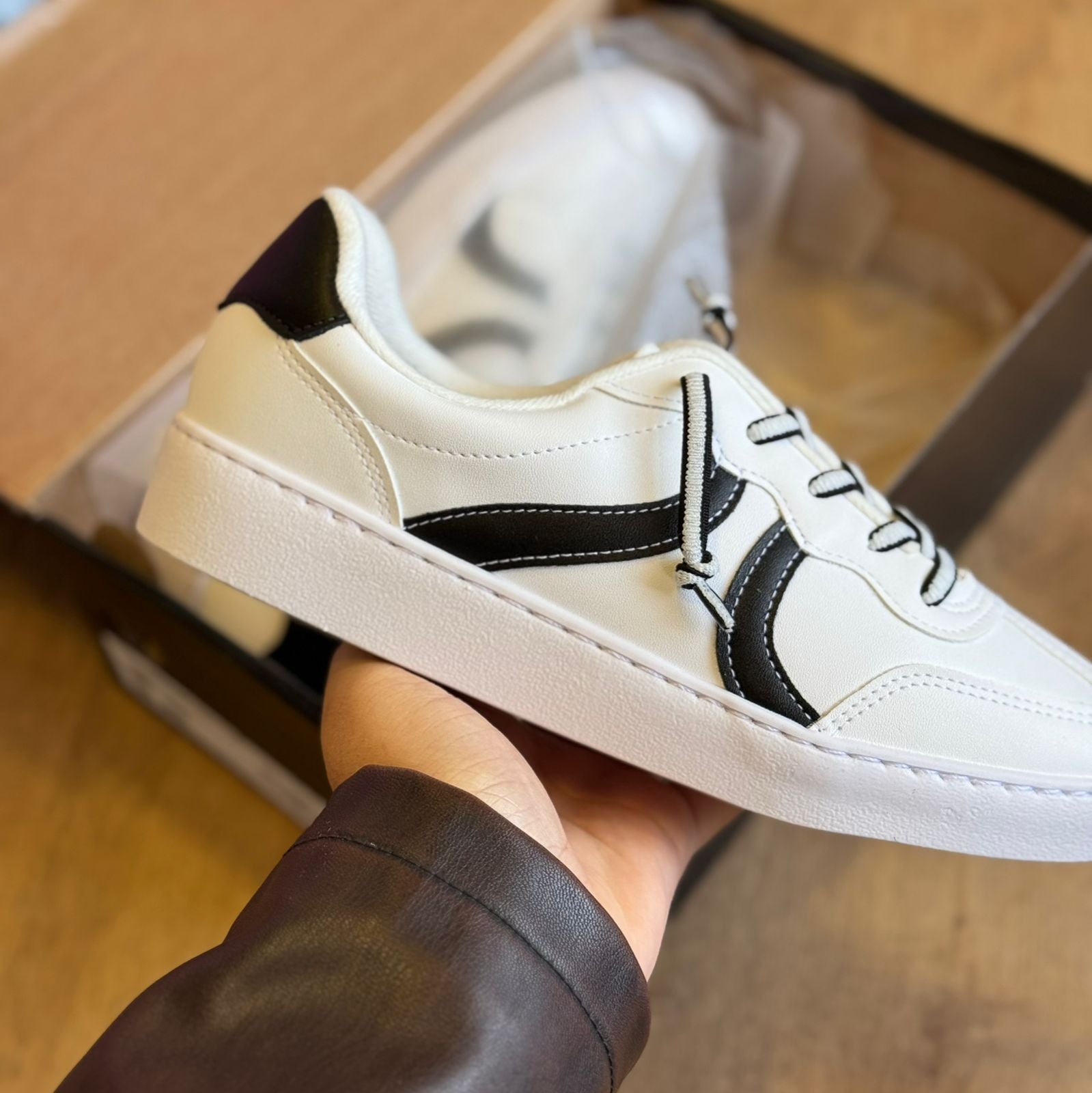 Tênis Vizzano Tramado e Pelica 1214.1070