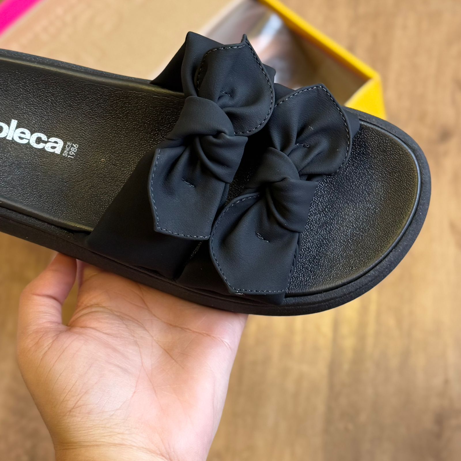 Sandália Moleca Detalhe de Laço 5469.149