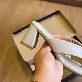 Sandália Vizzano Quadrado Dourado 6530.104