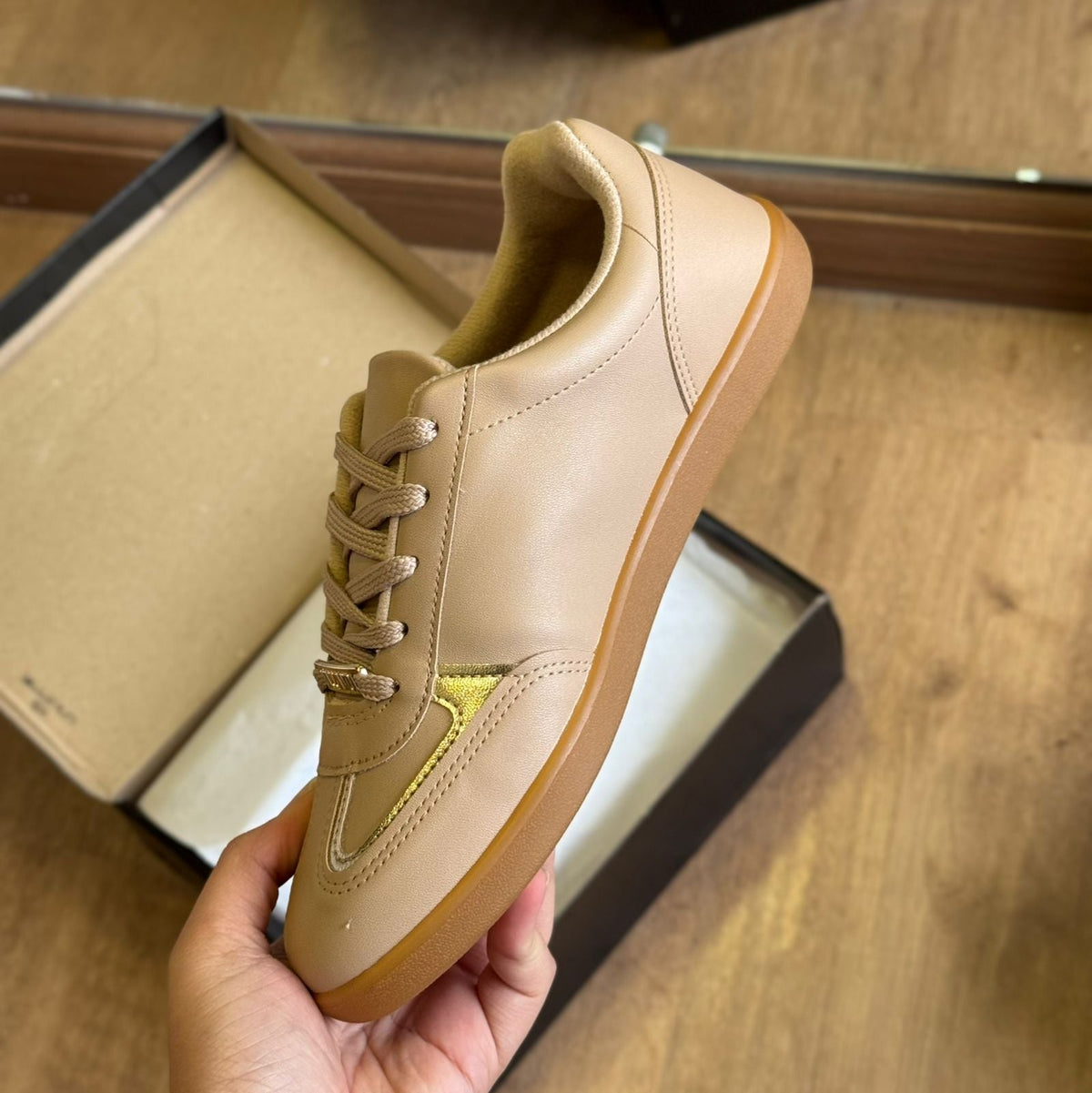 Tênis Vizzano Detalhe da Marca 1430.113