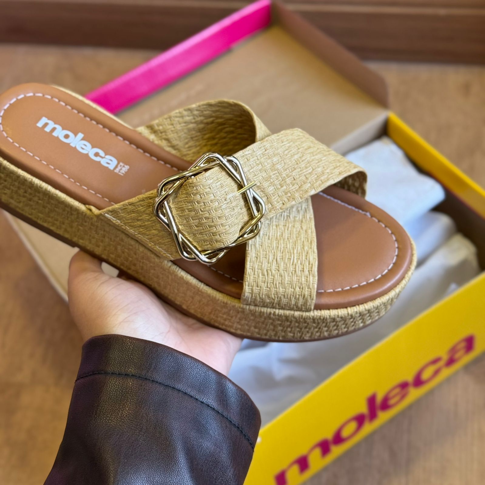 Sandália Moleca Detalhe Fino na Tira 5553.101.9569 - Soft